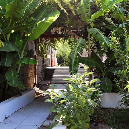 Milos Garden Apartment Adamantas  Екстериор снимка