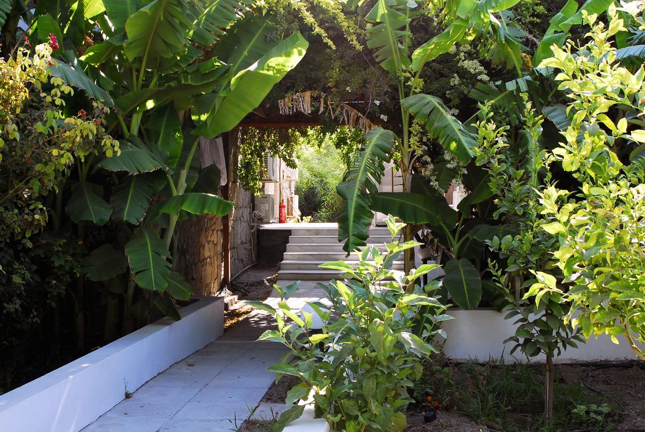 Milos Garden Apartment Adamantas  Екстериор снимка